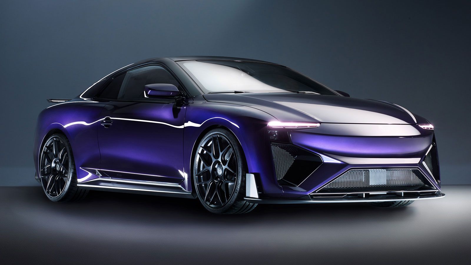 Το πρώτο ηλεκτρικό αυτοκίνητο στον κόσμο το οποίο κινείται μέσω μεθανόλης παρουσιάστηκε στο Σαλόνι Αυτοκινήτου του Πεκίνο.