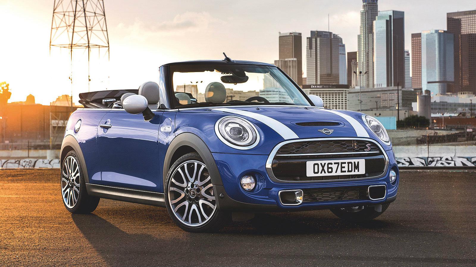 Τα φωτιστικά σώματα παραμένουν στρογγυλά αλλά διαθέτουν πλέον τεχνολογία LED.