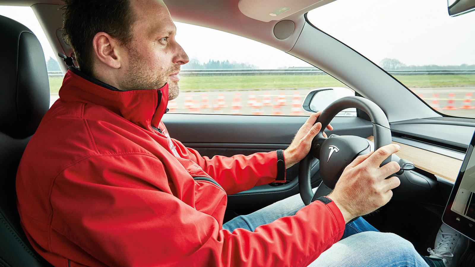 Tesla Model 3: Πόσο καλό είναι τελικά;