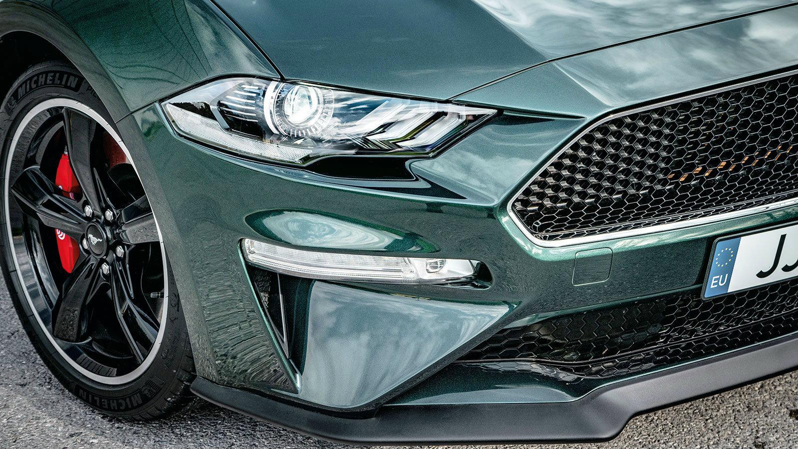 Μαύρο Alus και Montana πράσινο Μεταλλικό αποκλειστικά για Bullitt, LED προβολείς για όλα τα Mustang.