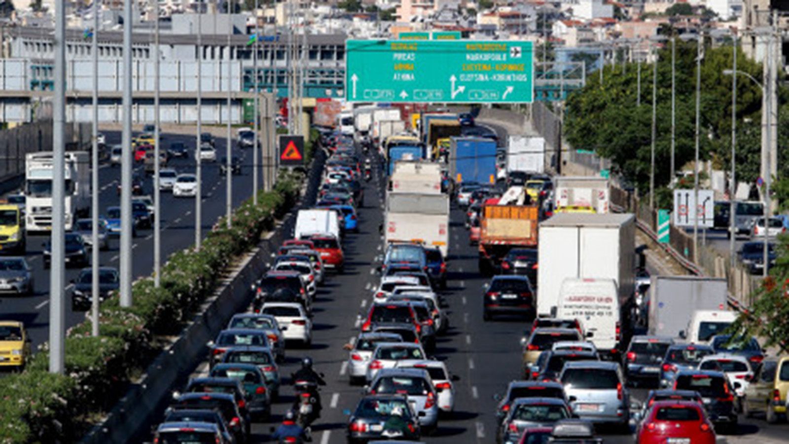 Πρέπει να σημειωθεί πως η κατάθεση των πινακίδων δεν καθιστά οριστική την απόσυρση του αυτοκινήτου.