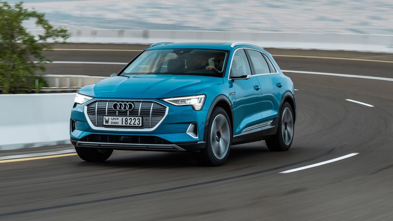 Το νέο Audi e-tron.