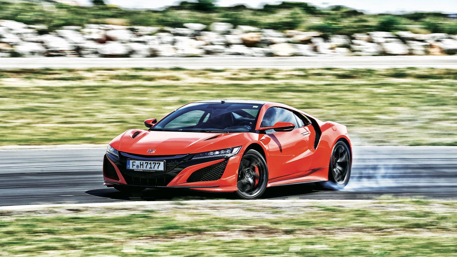 Υβριδικό supercar με εξωτικό χαρακτήρα.