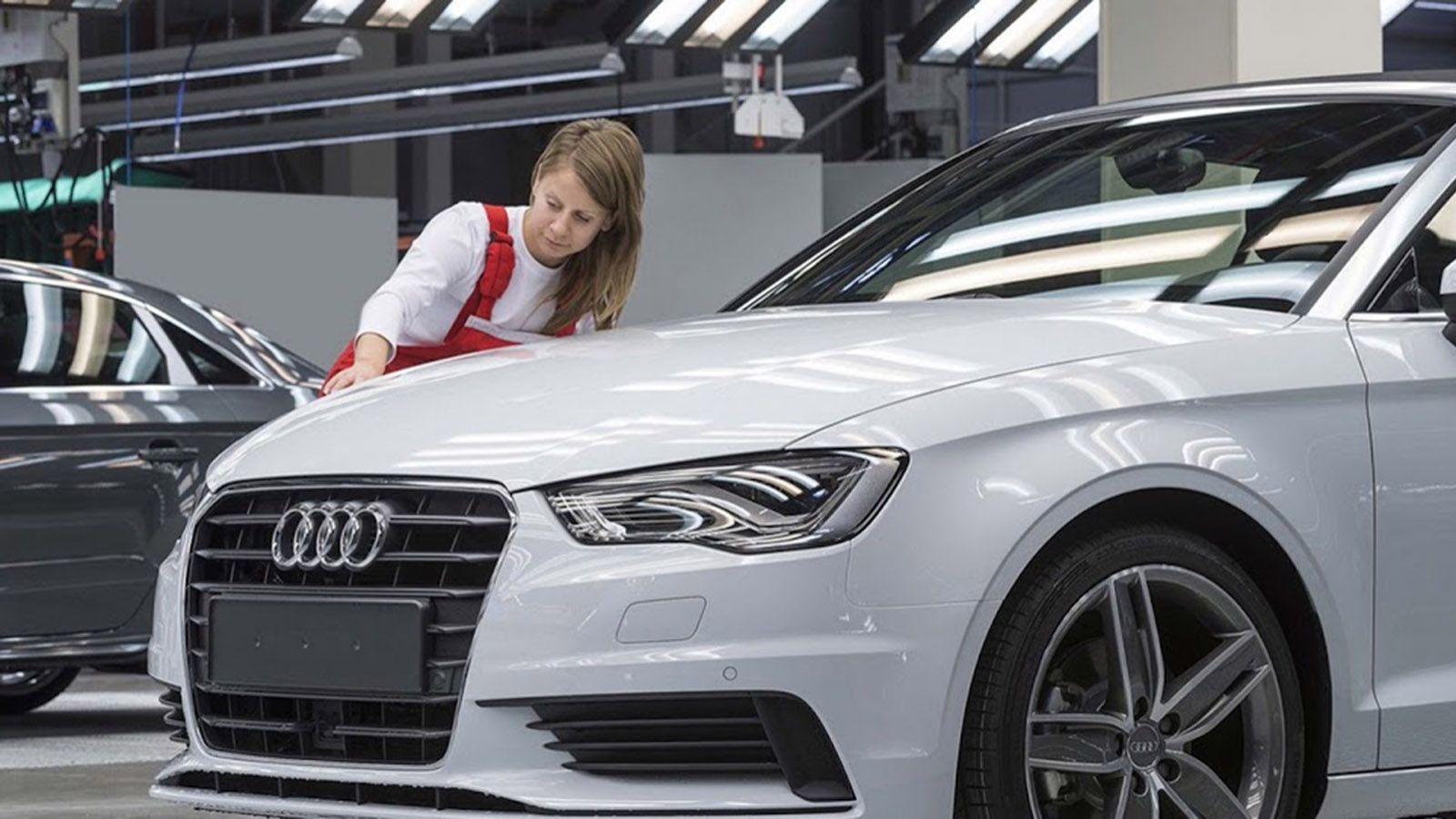 Η γερμανική Ένωση εργατών ΙG Metall ζητά να γίνει αύξηση κατά 8% του μισθού των 3,9 εκατ. εργαζόμενων.