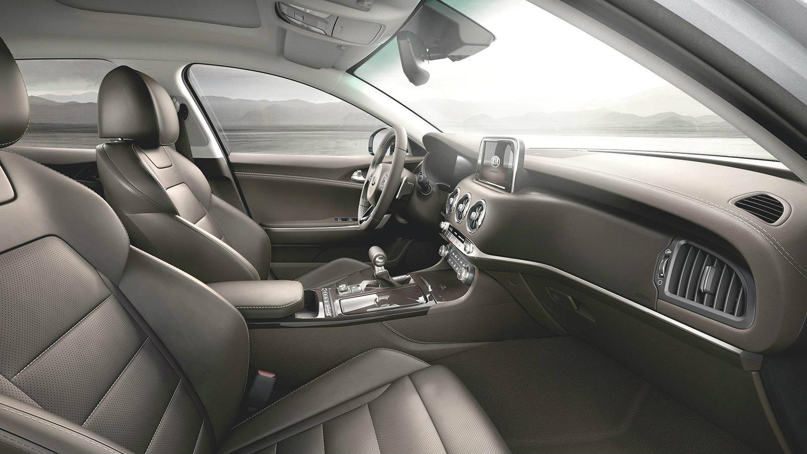 Οδηγούμε τα 370 άλογα του νέου Kia Stinger