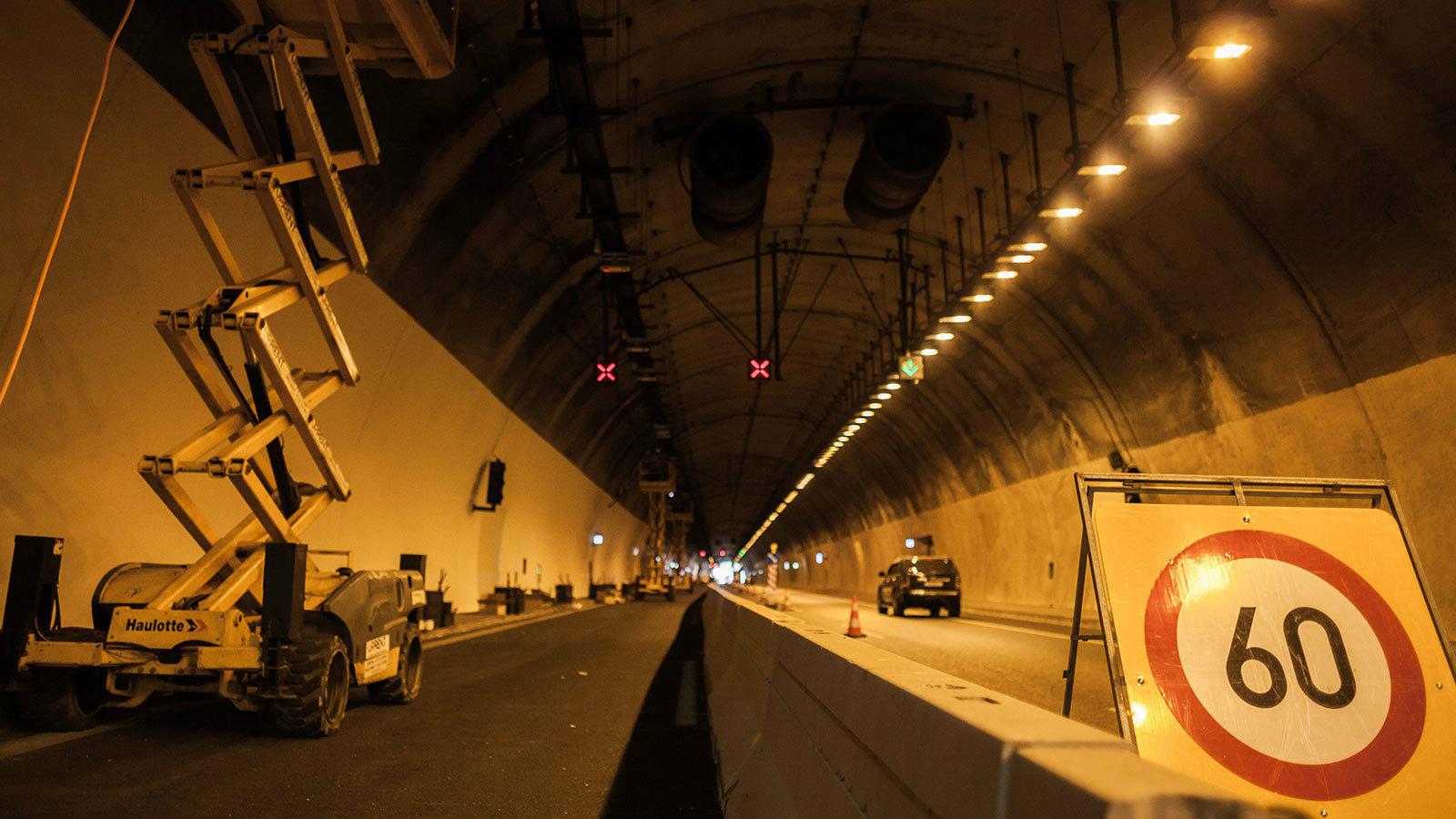 Στο πλαίσιο εργασιών θα ισχύουν προσωρινές κυκλοφοριακές ρυθμίσεις κατά τις νυχτερινές ώρες.

