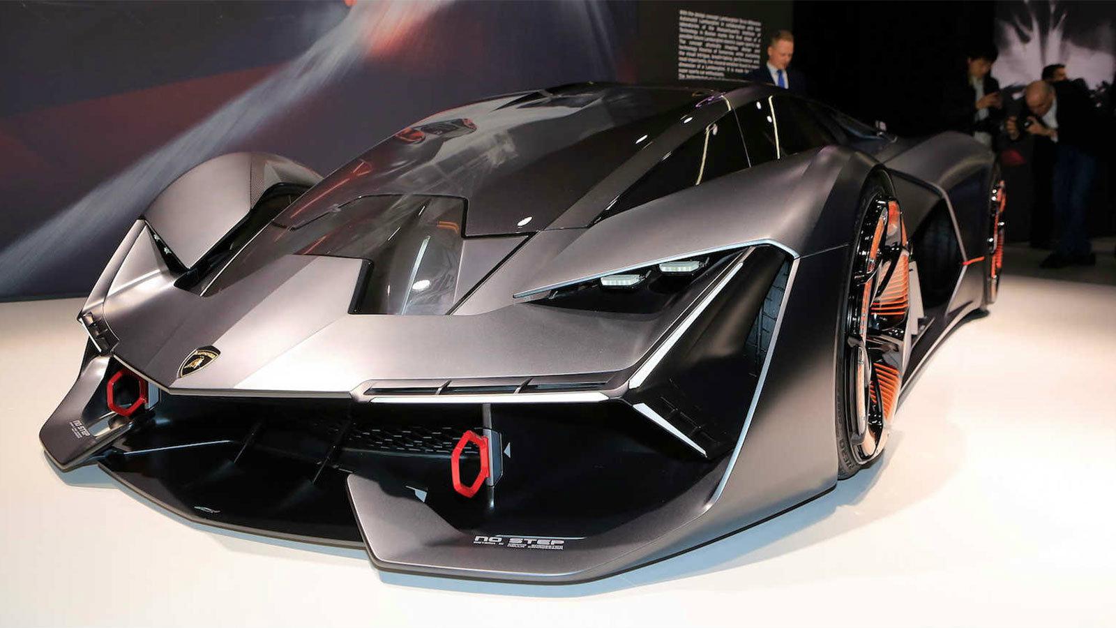 Το concept της Terzo Millennio αποκάλυψε μπροστά στο ευρωπαϊκό κοινό η Lamborghini.