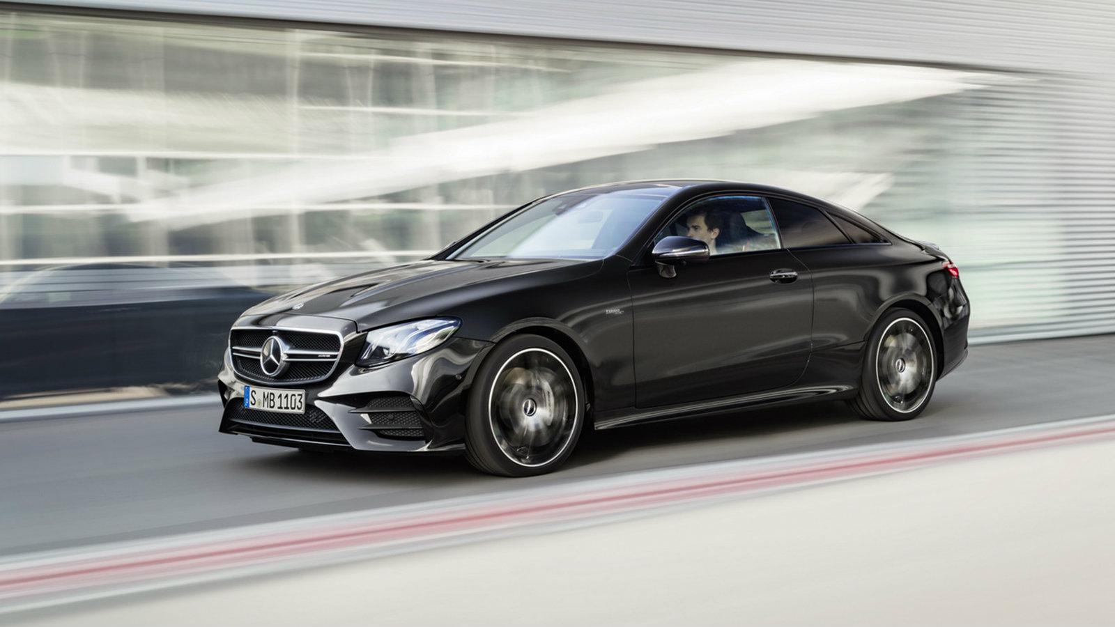 Το κινητήριο σύνολο αποτελείται από ένα 6κύλνδρο twin-turbo μοτέρ χωρητικότητας 3,0 λτ. σε συνεργασία με ένα ηλεκτρικό σύστημα 48 Volt και μια γεννήτρ