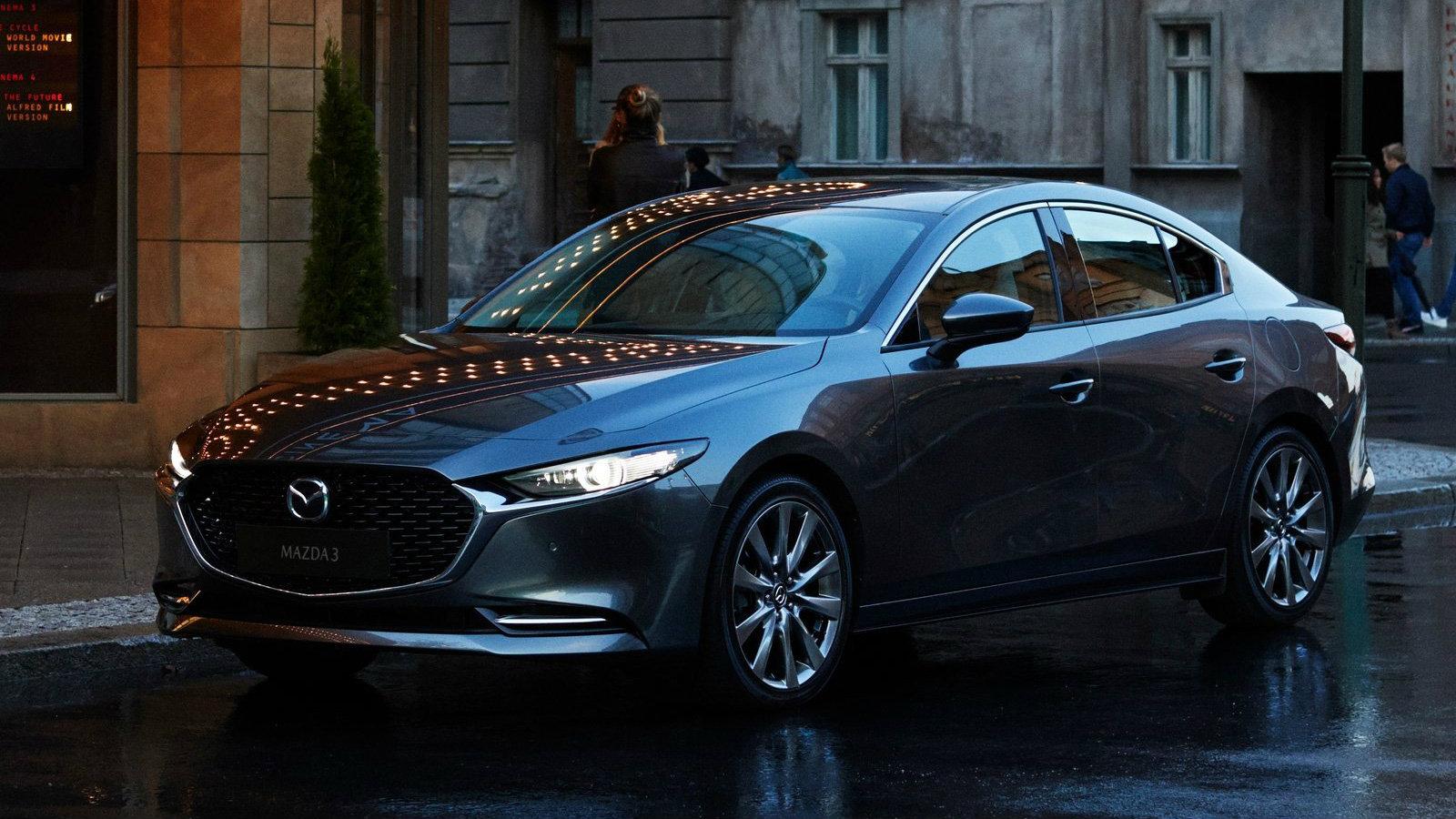 Στην εικόνα βλέπετε το νέο Mazda3 σεντάν.