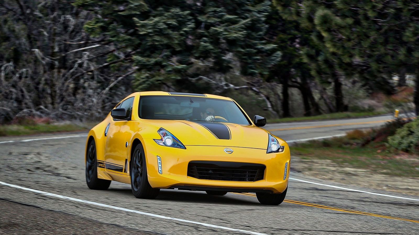 Στην εικόνα βλέπετε το 370Ζ Heritage Edition.