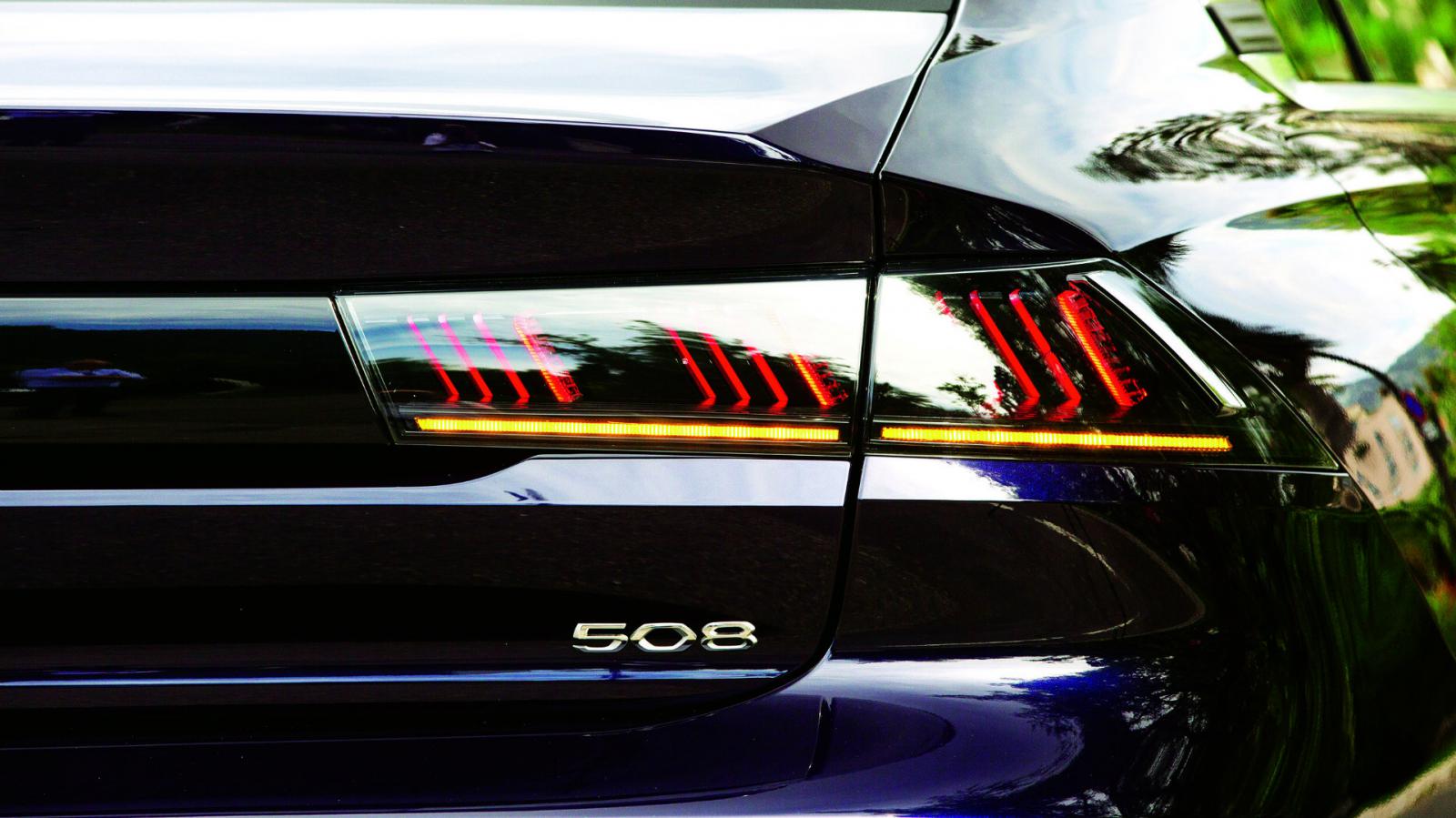 ΠΡΩΤΗ ΟΔΗΓΗΣΗ: Peugeot 508