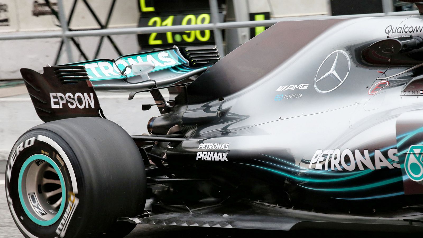 Oι Γερμανοί μηχανικοί ανακάλυψαν κάποια προβλήματα αξιοπιστίας.
