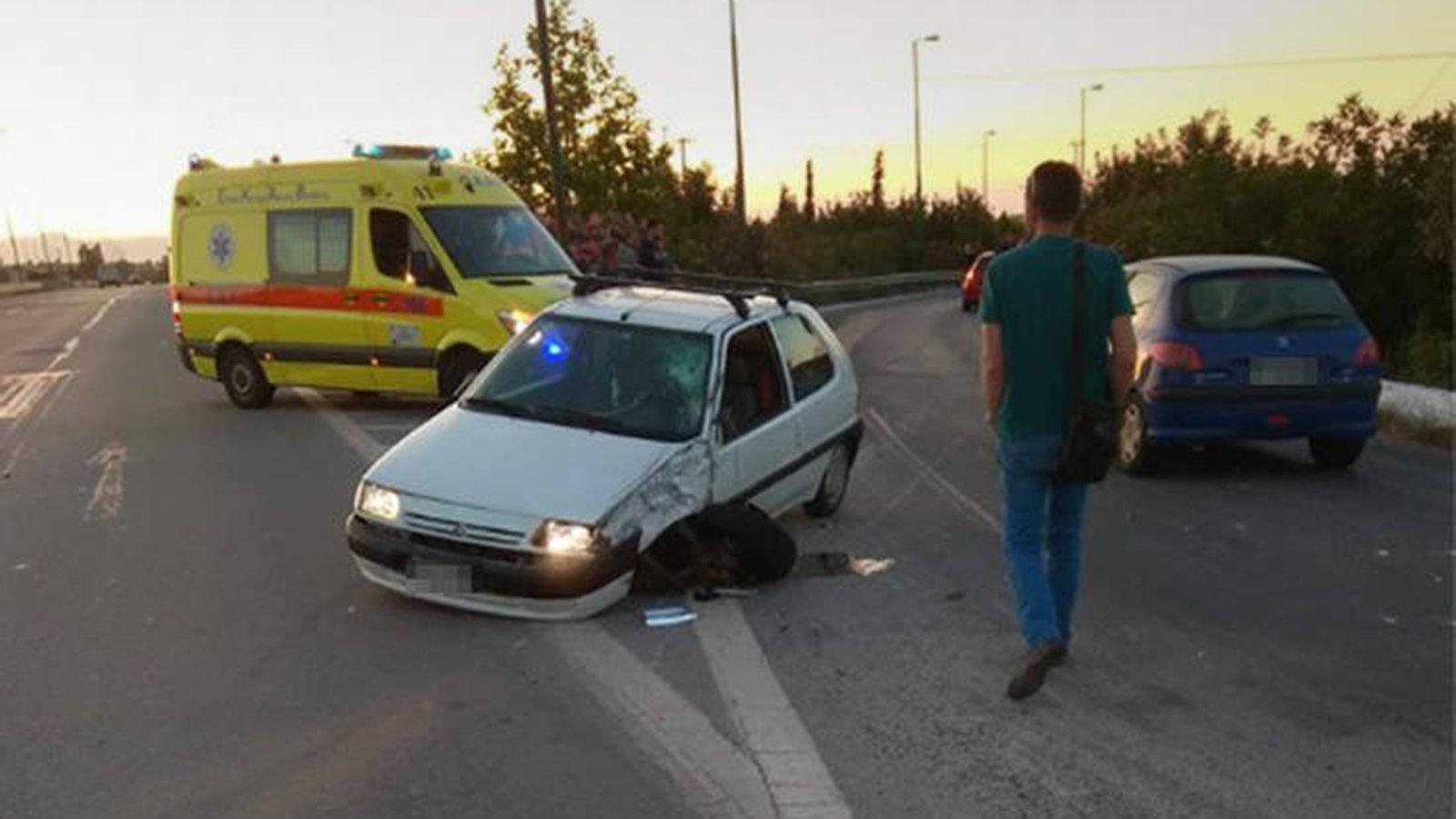 Το ατύχημα σημειώθηκε στον Κόμβο των Μουρνιών.