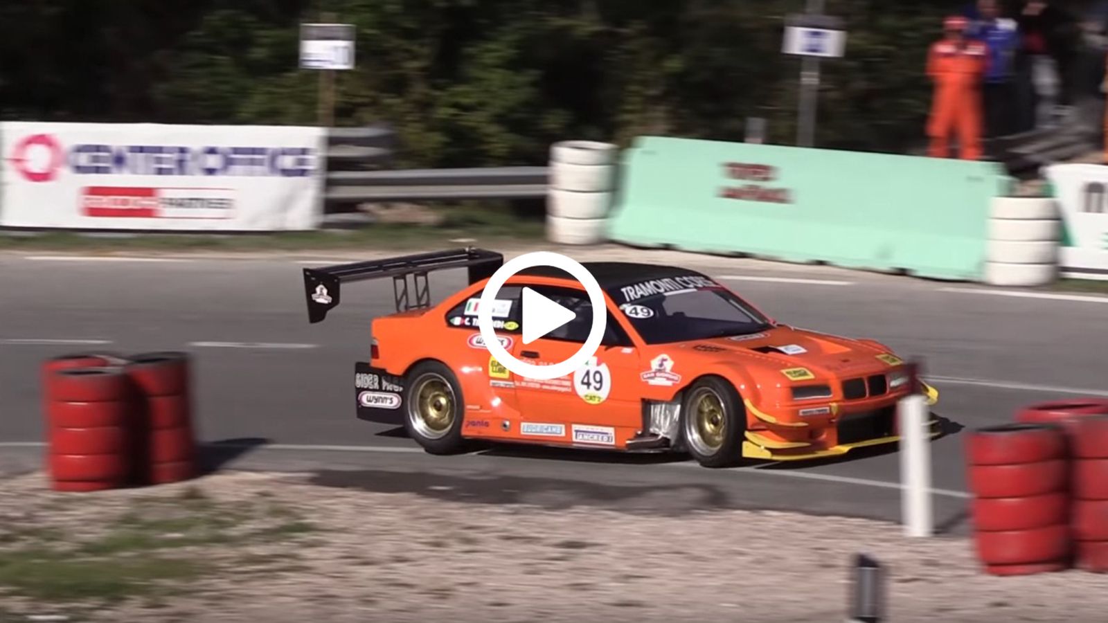 BMW E36 πυροβολεί «μανιασμένα» [video]