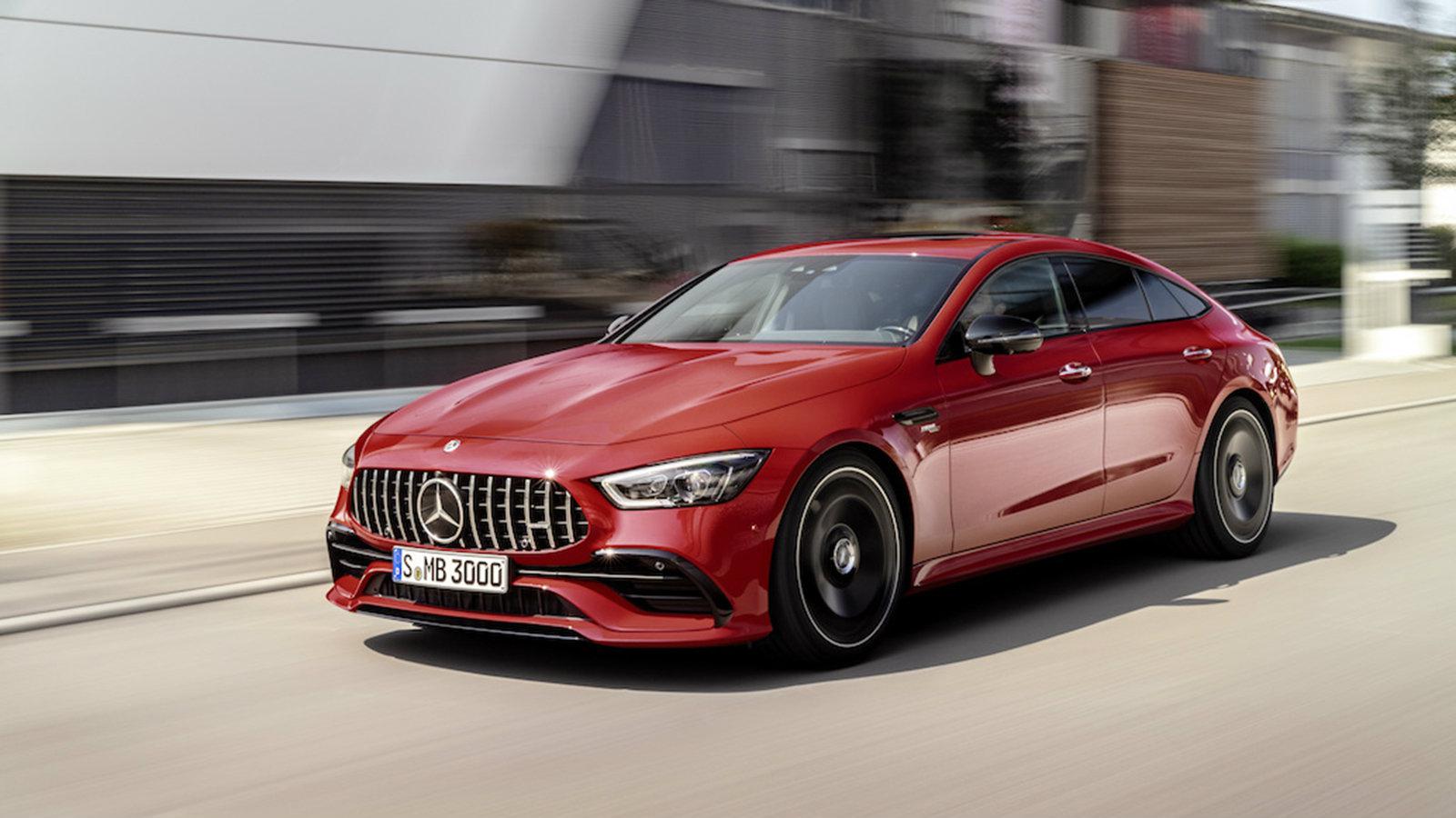 Η πιο προσιτή έκδοση GT 43 έχει ιπποδύναμη μόνο 367 άλογα και ροπή που φτάνει τα 500 Νm.