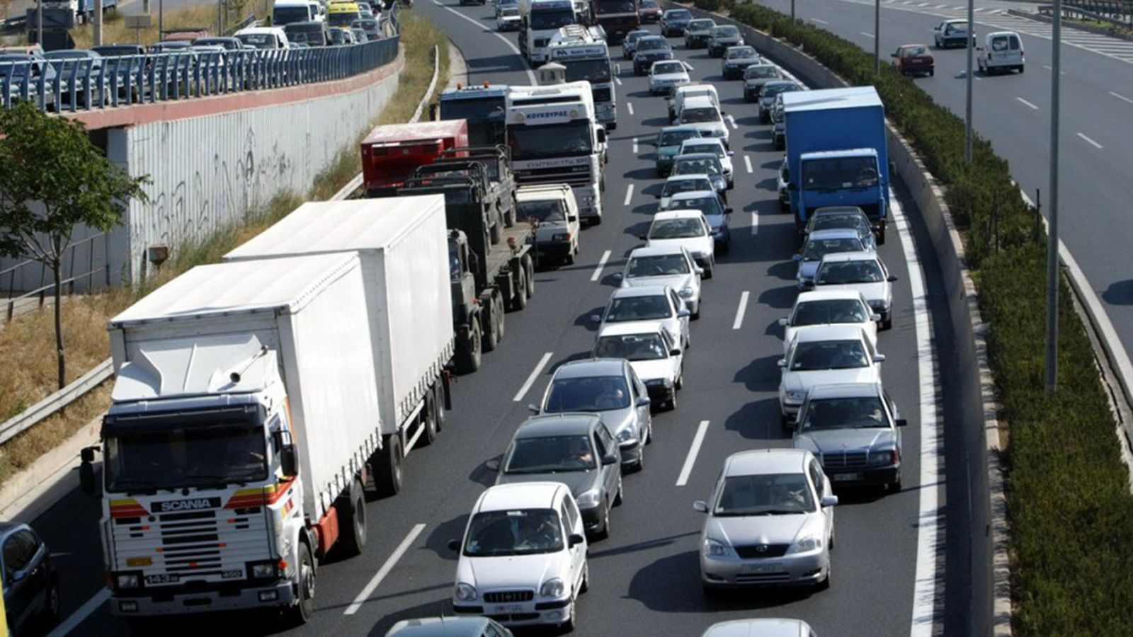 Δεν θα γλιτώσουν το πρόστιμο  οι ιδιοκτήτες των 436.653 ανασφάλιστων οχημάτων.