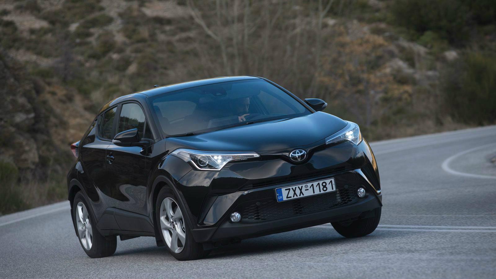 Συγκρίνονται C-HR με Auris; Συγκρίνονται!