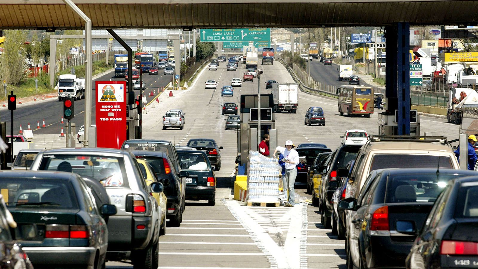 Μεγάλα είναι τα ερωτήματα που προκύπτουν ωστόσο με το μέλλον των εργαζομένων.