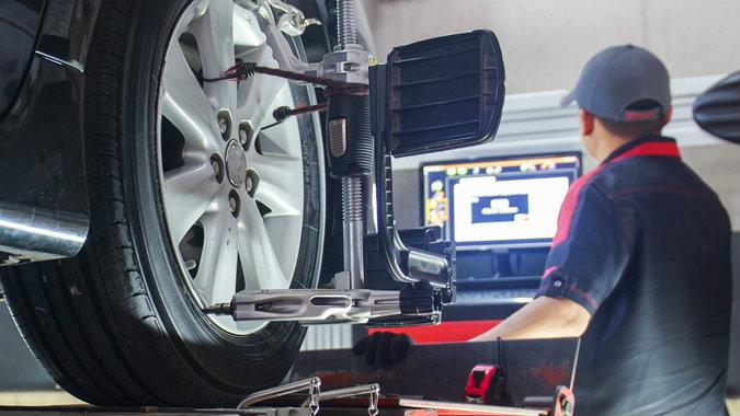 Ελαστικά και tuning που το απογειώνουν