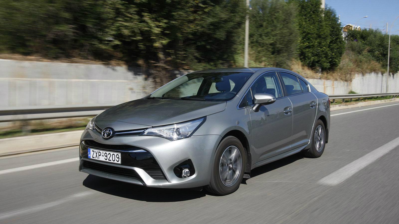 Passat vs Avensis Ποιος κερδίζει;