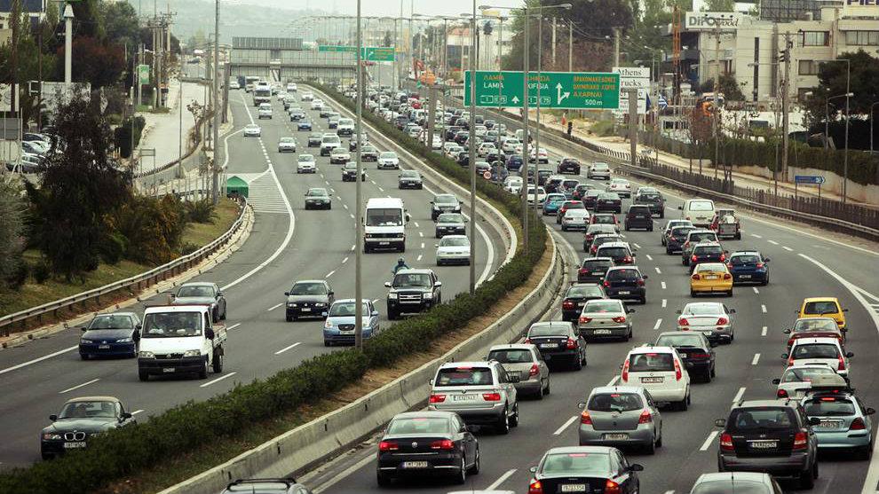 Τροχαίο στο «ποτάμι» - «Κόλαση» η άνοδος του Κηφισού