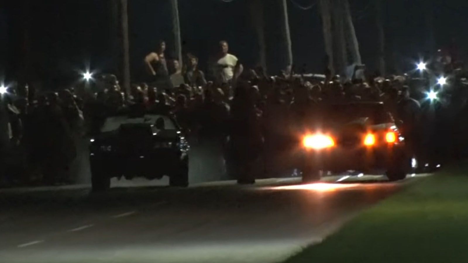 Mustang κόπηκε στα δύο μετά από κόντρα... [video]