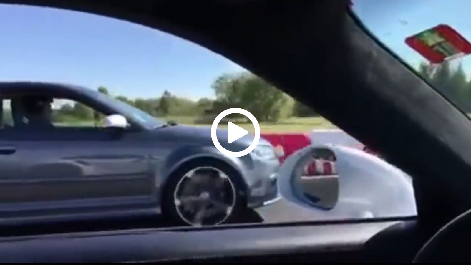 VIDEO: Audi A3 «τσακίζει» 911 Turbo S