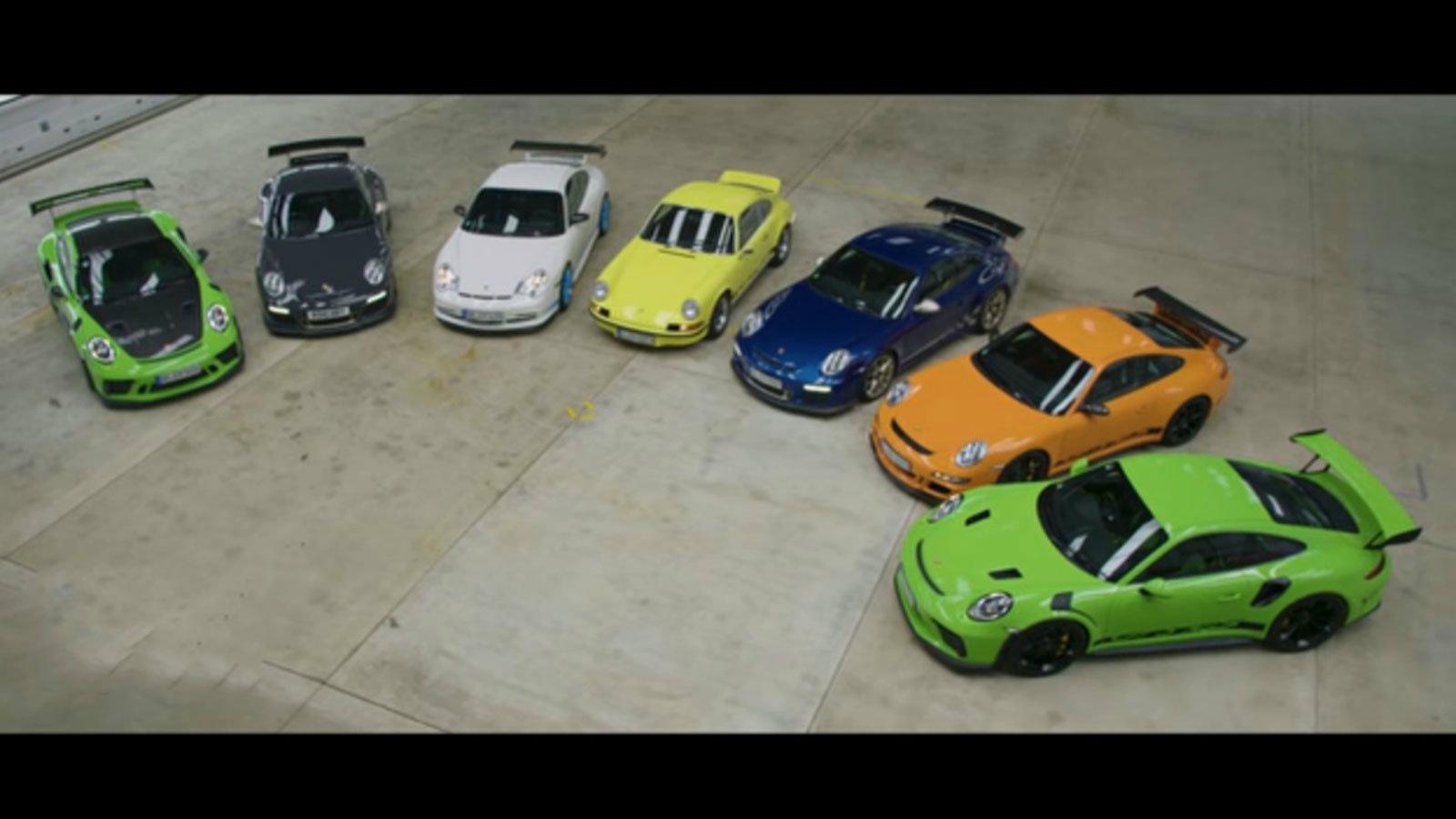 7 γενιές της 911 GT3 RS μαζί.