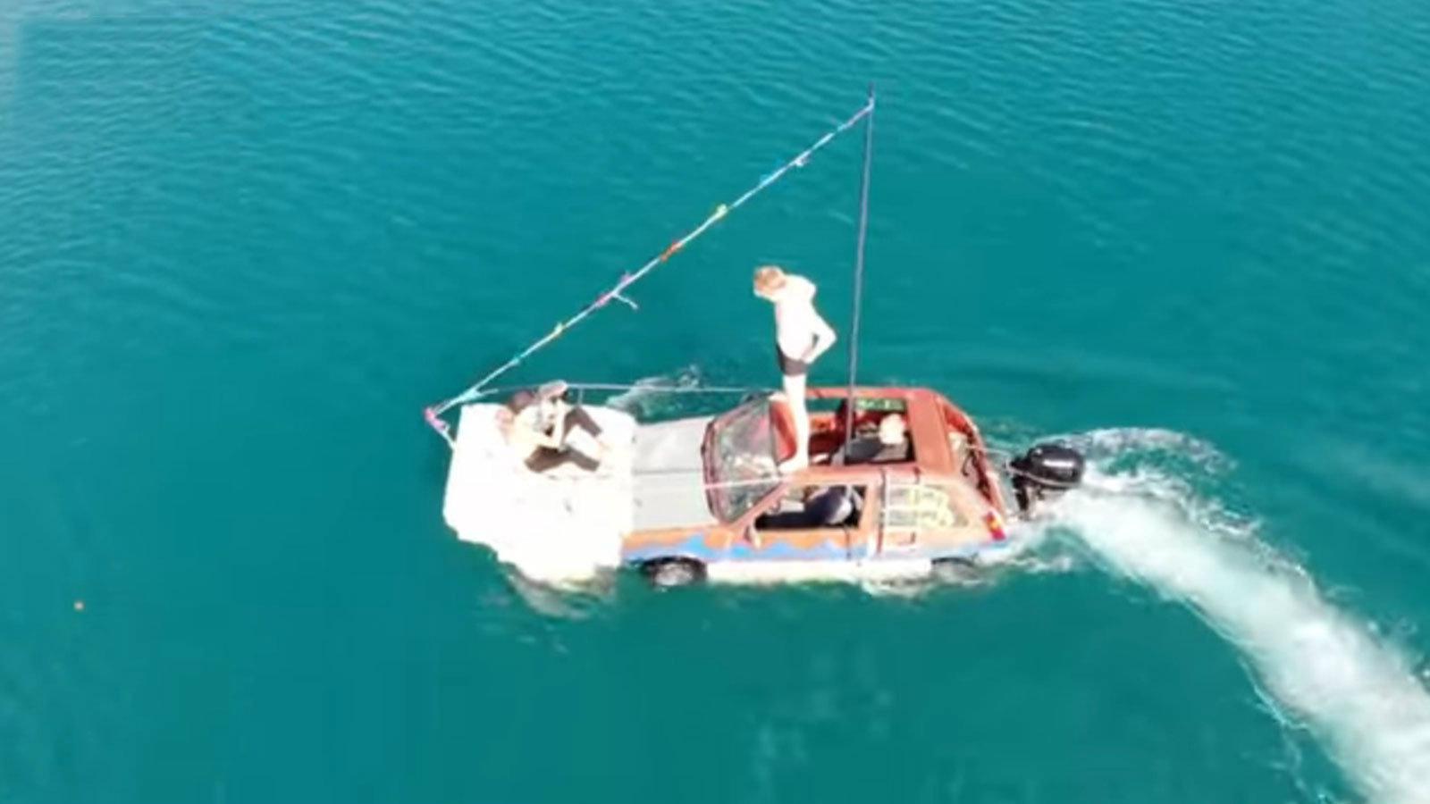 Το Renault κατά τη διάρκεια του ταξιδιού! 