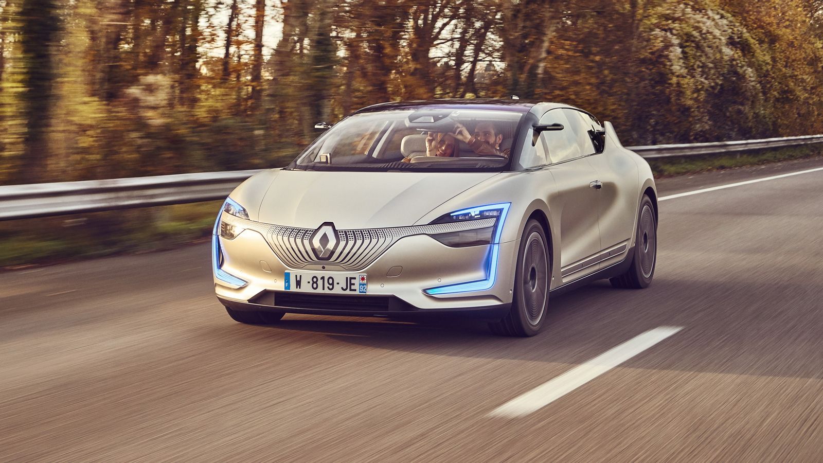 Το νέο Renault Clio θα κάνει το ντεμπούτο του στην έκθεση Παρισιού το Σεπτέμβριο, ώστε να λανσαριστεί εμπορικά πριν το τέλος του έτους (στη φωτό το Sy