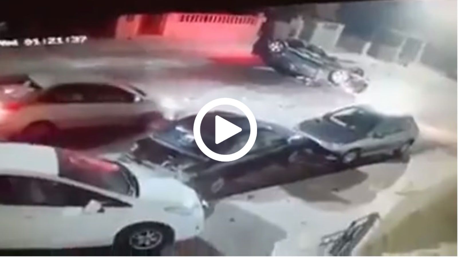 Για drift το πήγαινε, bowling αυτοκινήτων κατέληξε...