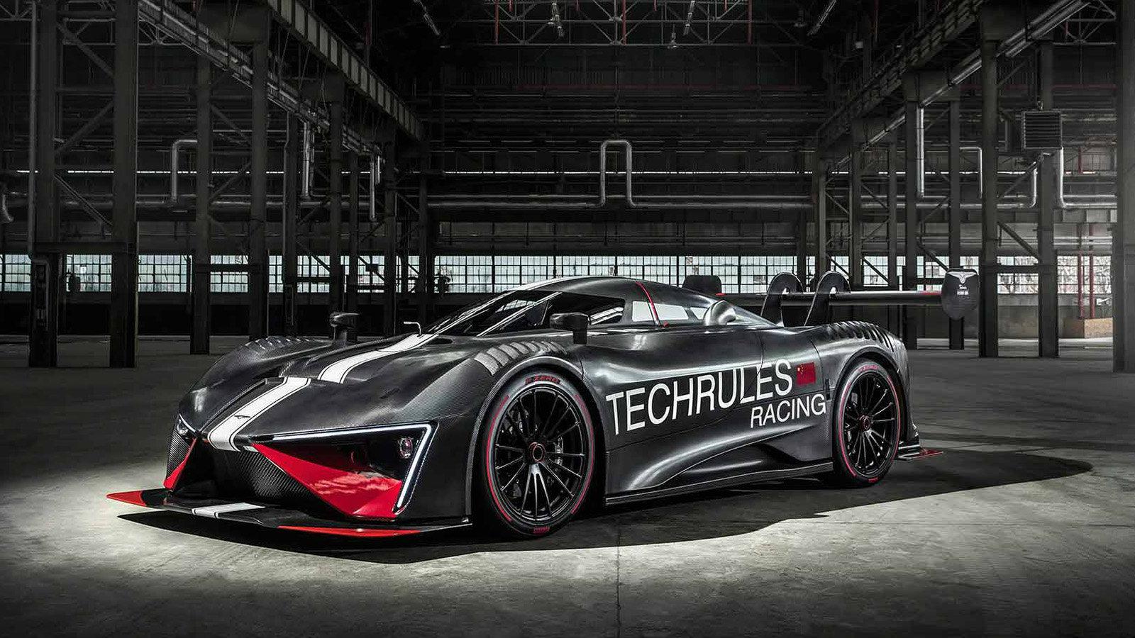 Τα 0-100 χλμ./ώρα γίνονται σε μόλις 3 δευτερόλεπτα.