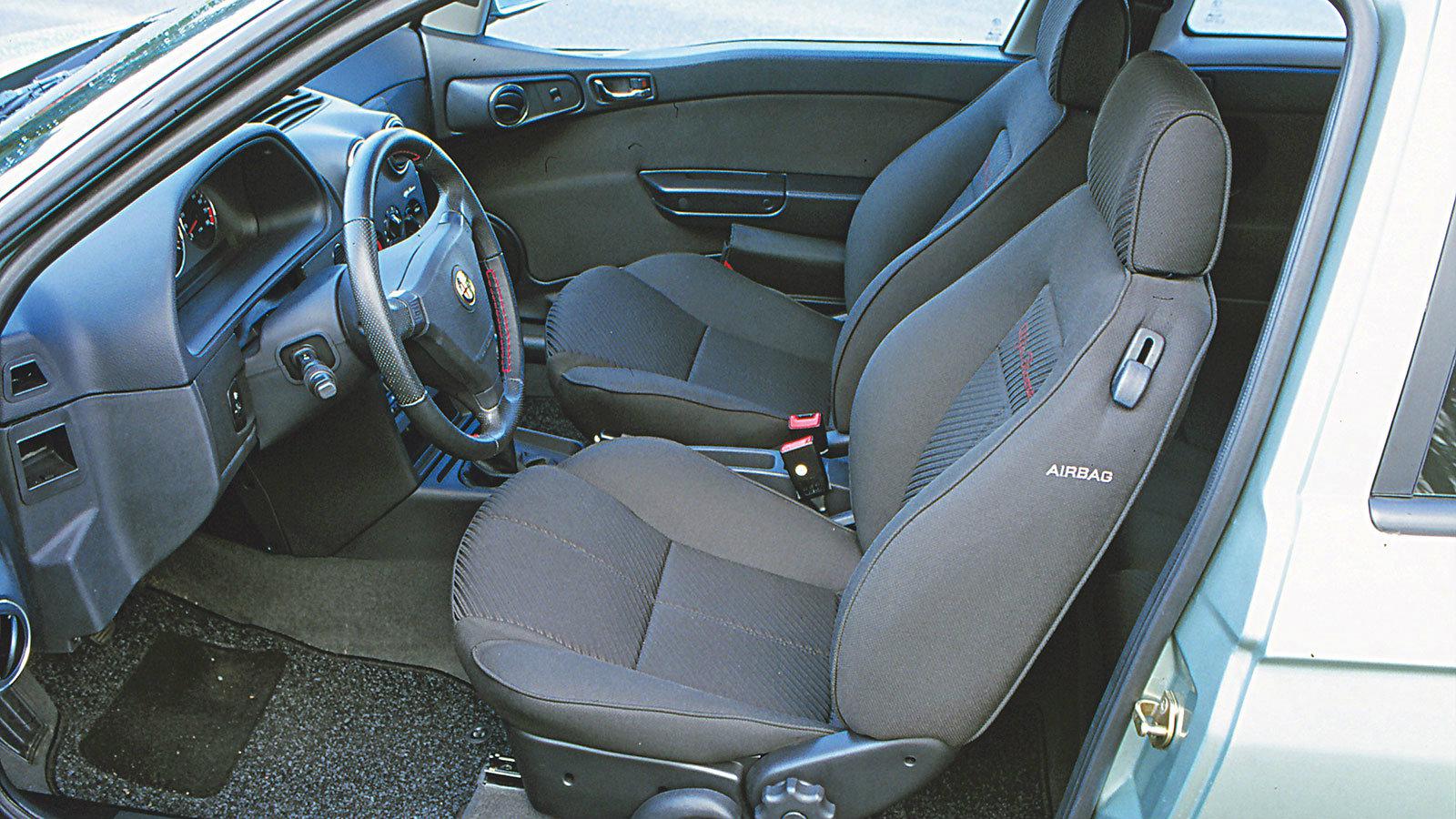 Ο διαθέσιμος χώρος εμπρός ήταν αρκετά μεγάλος, πίσω ήταν πιο στενό.