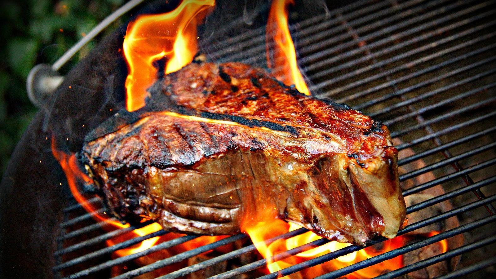 Τσίκνισε μπριζόλες όχι τον κινητήρα σου!