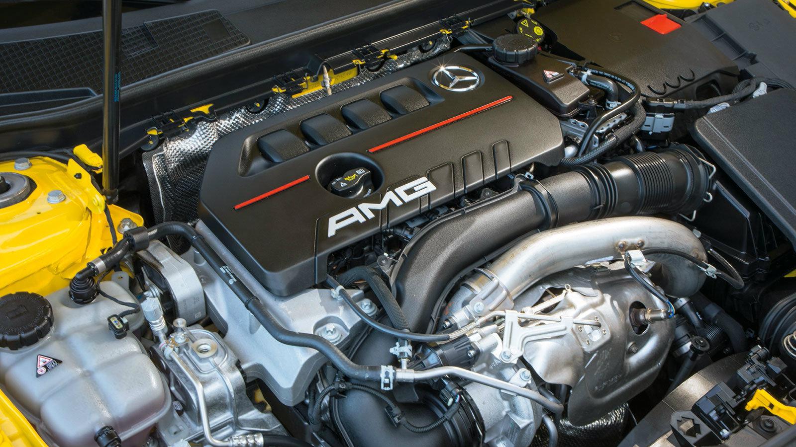 Μεγαλύτερος στροβιλιστής καυσαερίων για τον εγκάρσια τοποθετημένο τετρακύλινδρο.