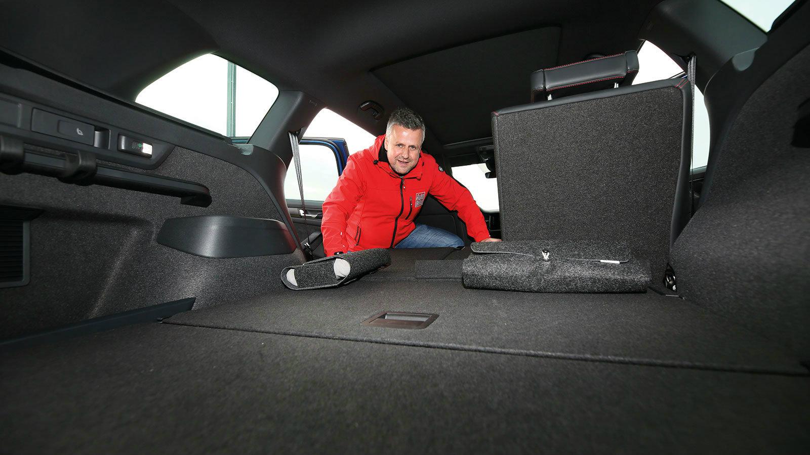 Ο χώρος είναι ένα θαύμα! Το πορτπαγκάζ έχει χωρητικότητα από  650 έως 1960 λίτρα.