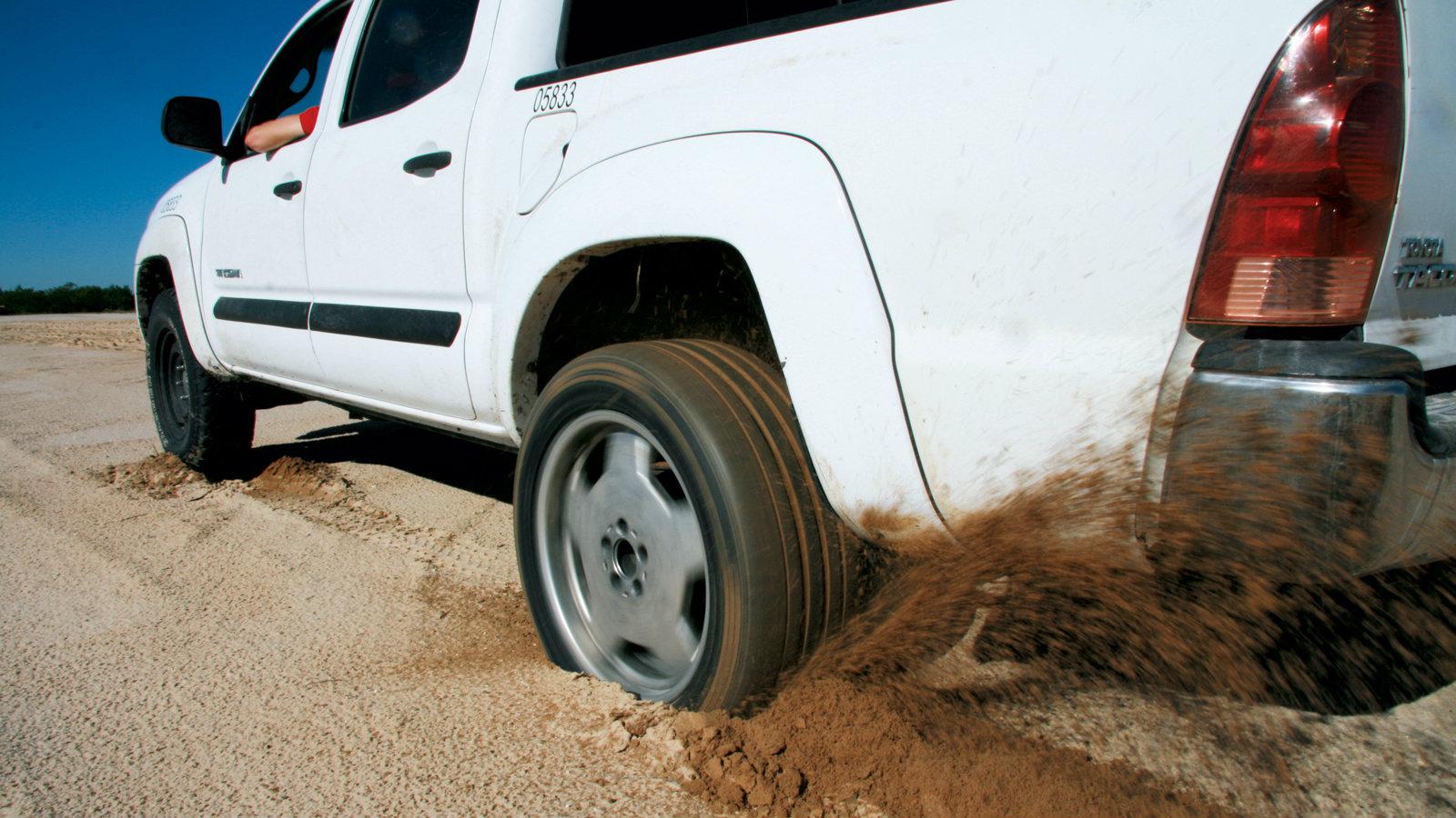 Πρόσφυση στην άμμο-Ελκτική δύναμη σε Newton