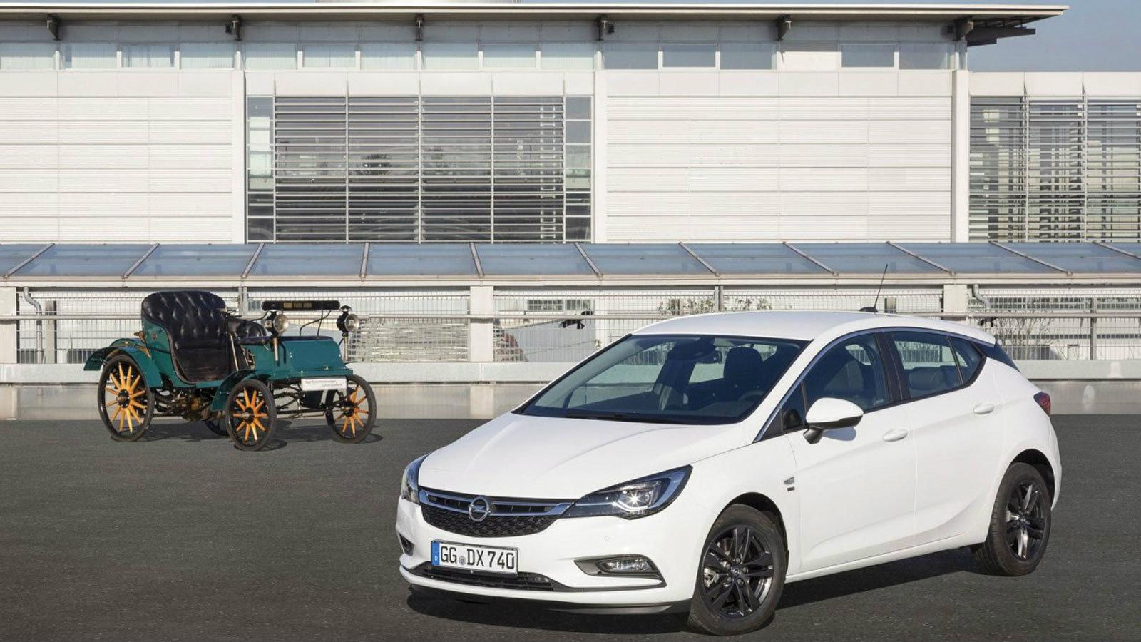 Κάντε δικό σας το best seller των μικρομεσαίων Astra από 16.900 ευρώ