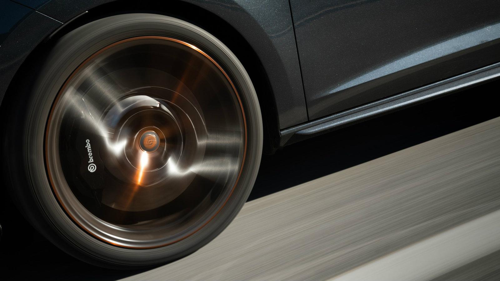 ΠΑΡΟΥΣΙΑΣΗ: Leon CUPRA R ST 300 PS