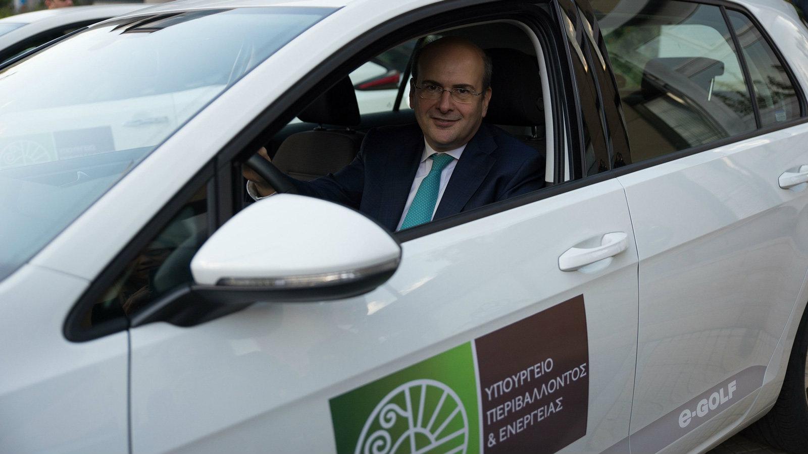 Ένα Volkswagen e-Golf για το Υπουργείο Περιβάλλοντος και Ενέργειας