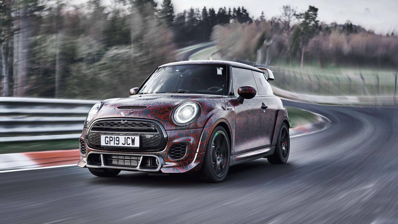 «Under 8» θέλει και η Mini με το John Cooper Works GP