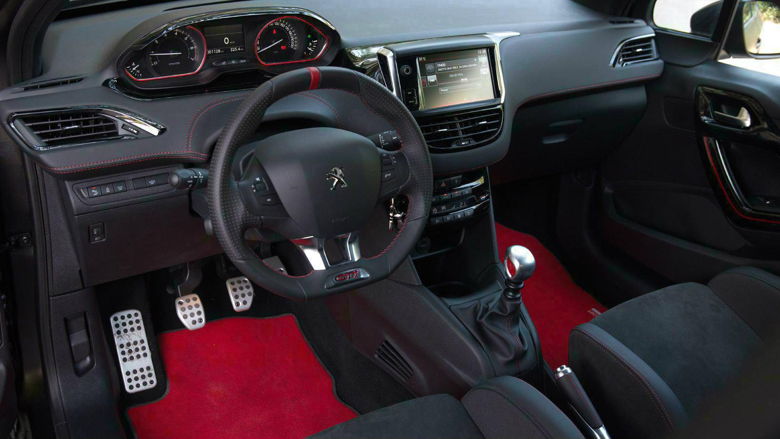 Peugeot 208 GTi by Peugeot Sport