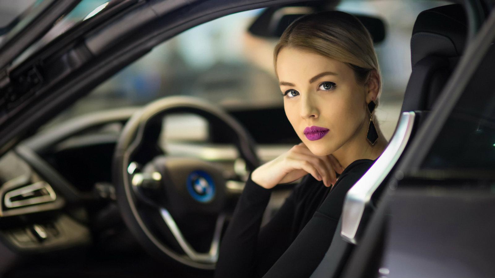 Τελικά «μοιράζονται» γυναίκα και αυτοκίνητο?