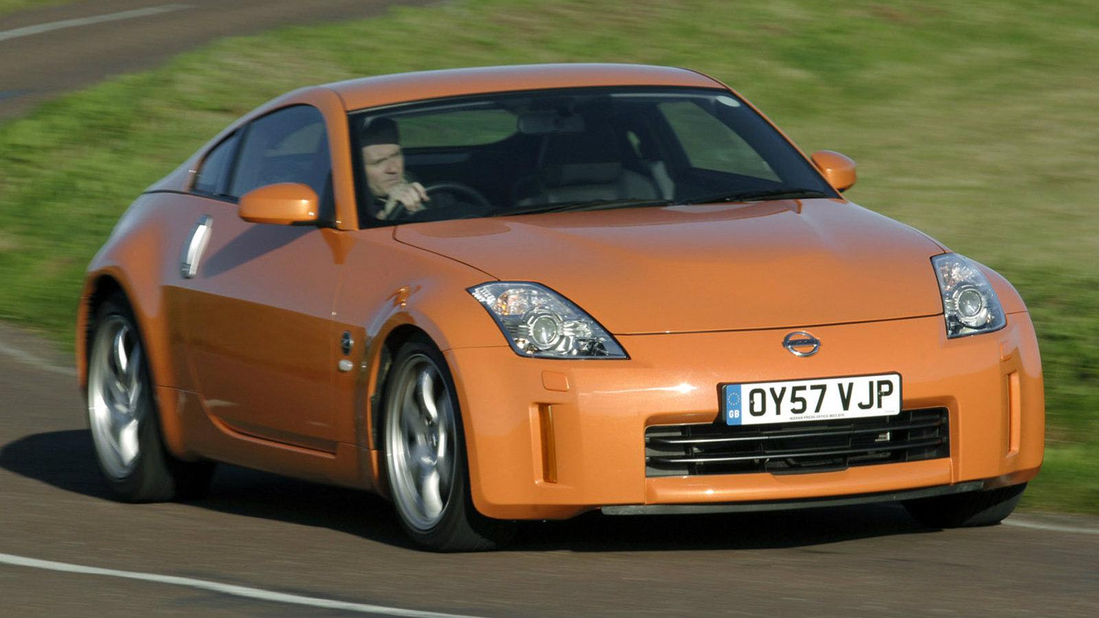 Τα αυτοκίνητα που έχουν ίδιο πάτωμα και τεράστιες διαφορές