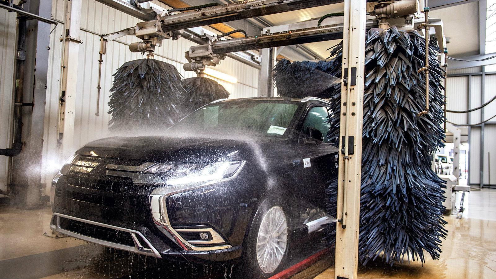 Μέσα στο μεγαλύτερο συνεργείο της Ευρώπης