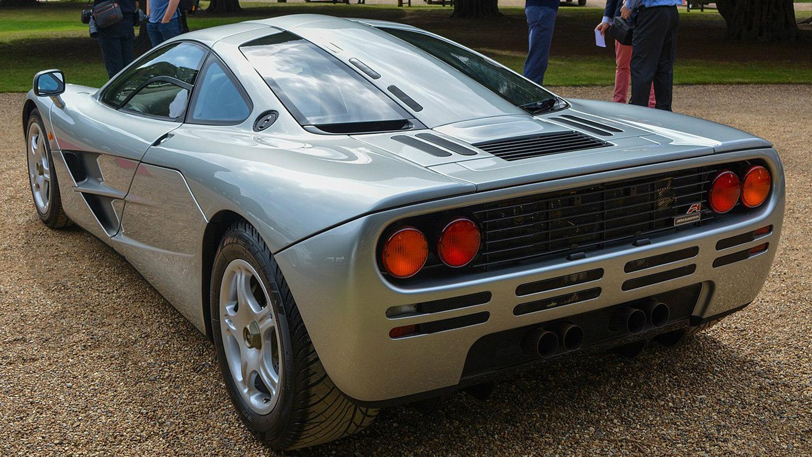 Τα supercars που είχαν εξαρτήματα από ταπεινά μοντέλα