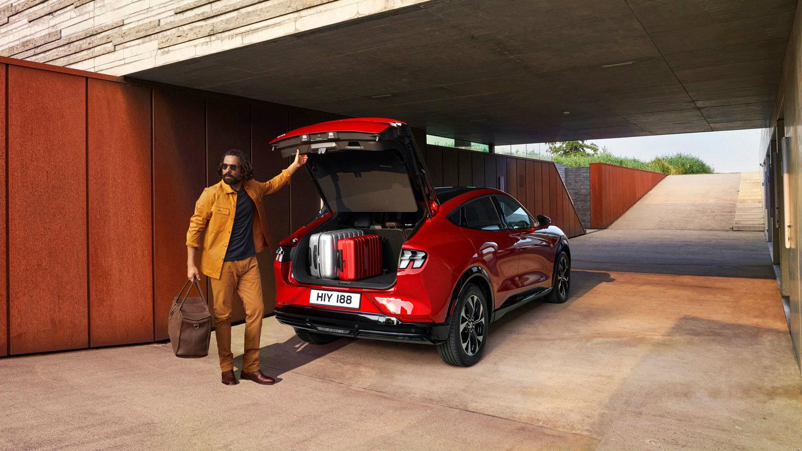 H νέα Mustang Mach-E είναι εδώ ανοίγοντας νέους ορίζοντες