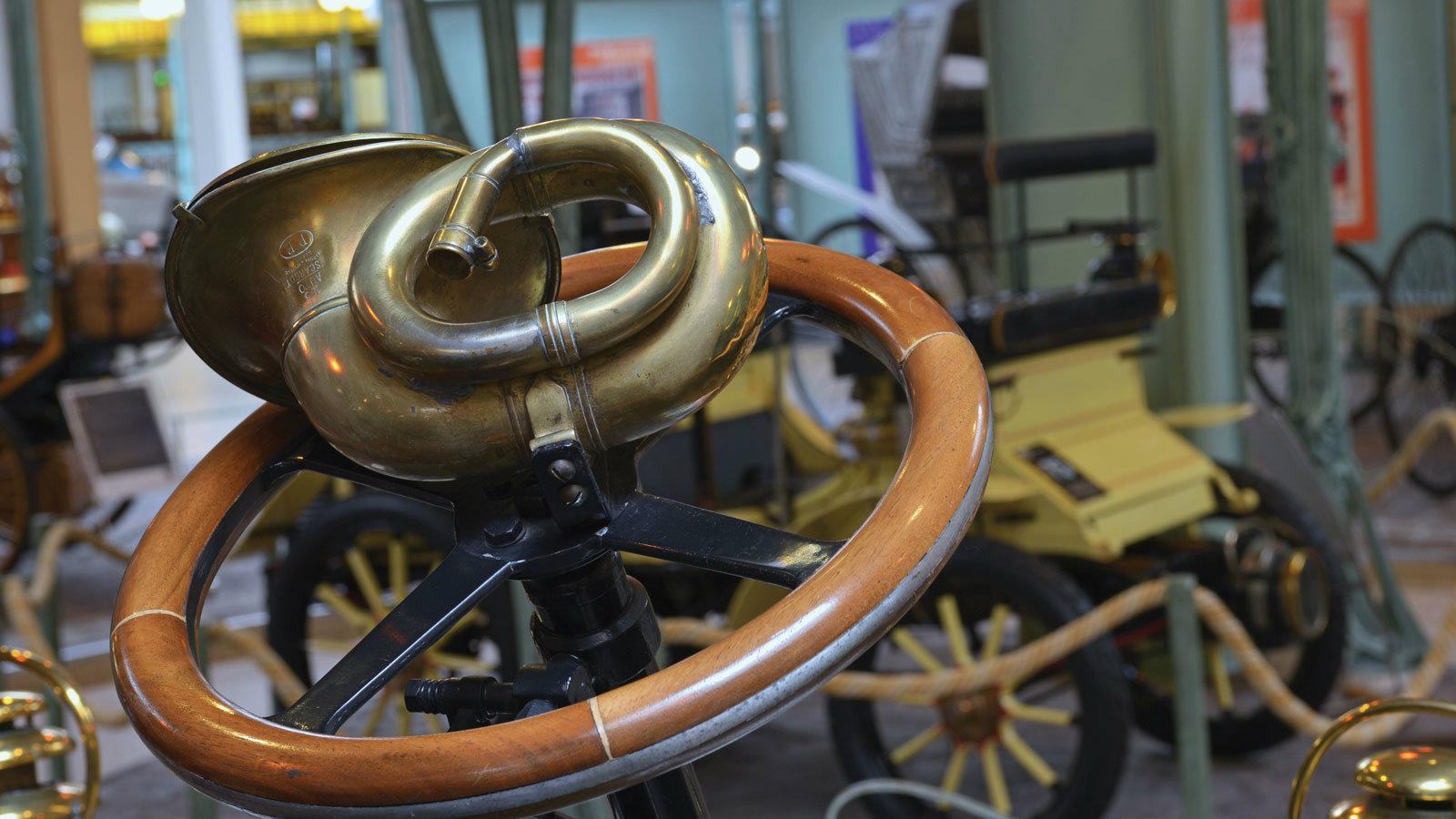 Η ιστορία εξέλιξης του τιμονιού της Peugeot