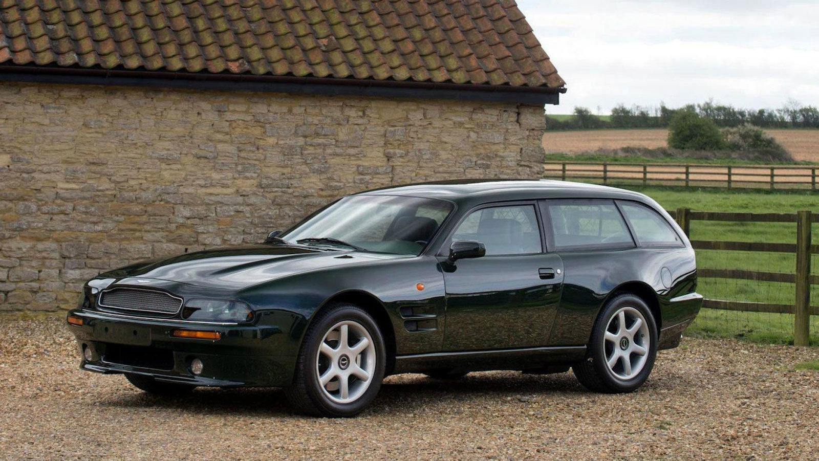 9 sport αυτοκίνητα που μοιάζουν με… χαμηλά βανάκια