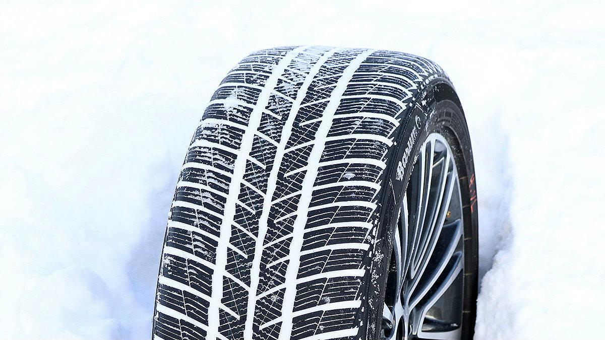Test χειμερινών ελαστικών: Δοκιμάζουμε 51 σετ 245/45 R 18
